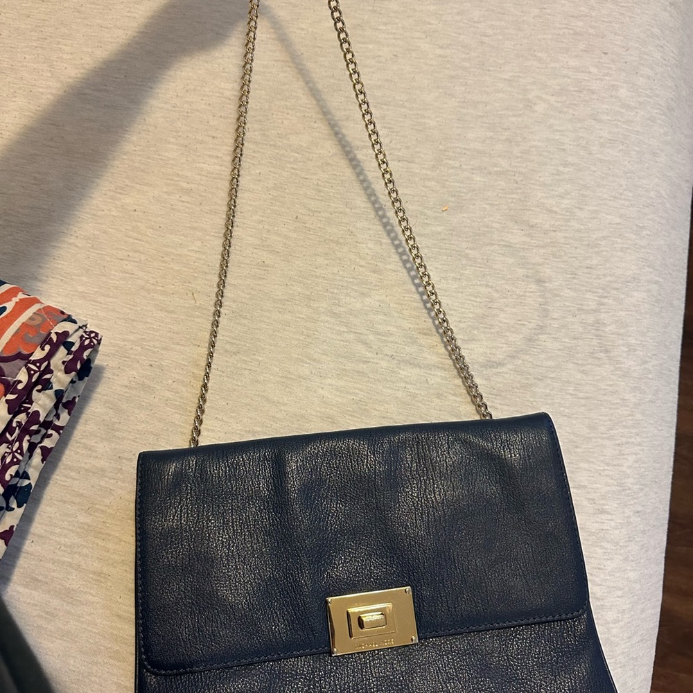 Micheal khors Leather Shoulder Bag